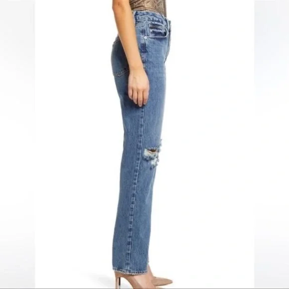 Good American Good 90s Slim Ripped Knee Straight Jeans in Indigo061 (6) - Picture 3 of 13